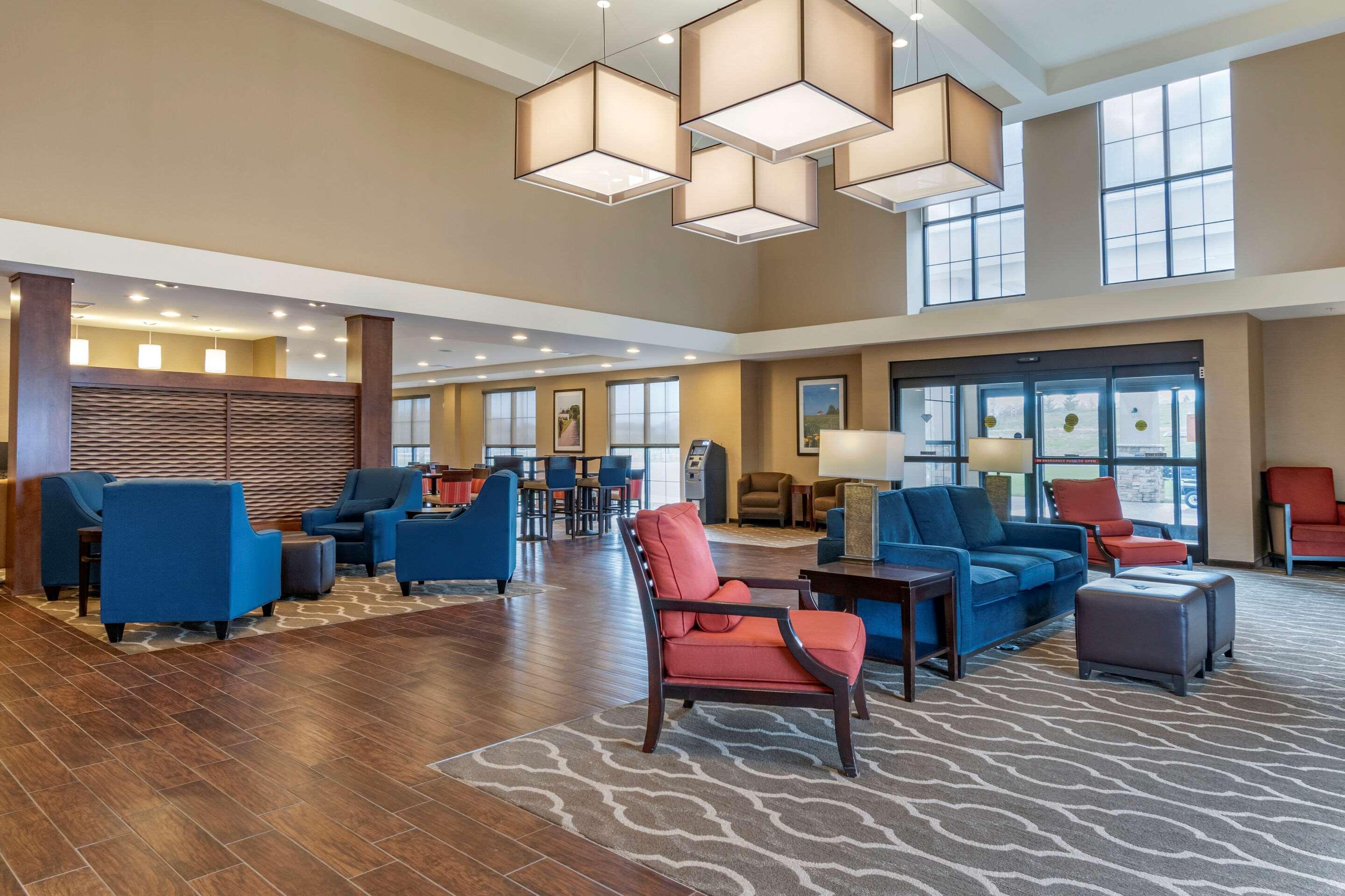 Comfort Suites Manheim - Lancaster Экстерьер фото