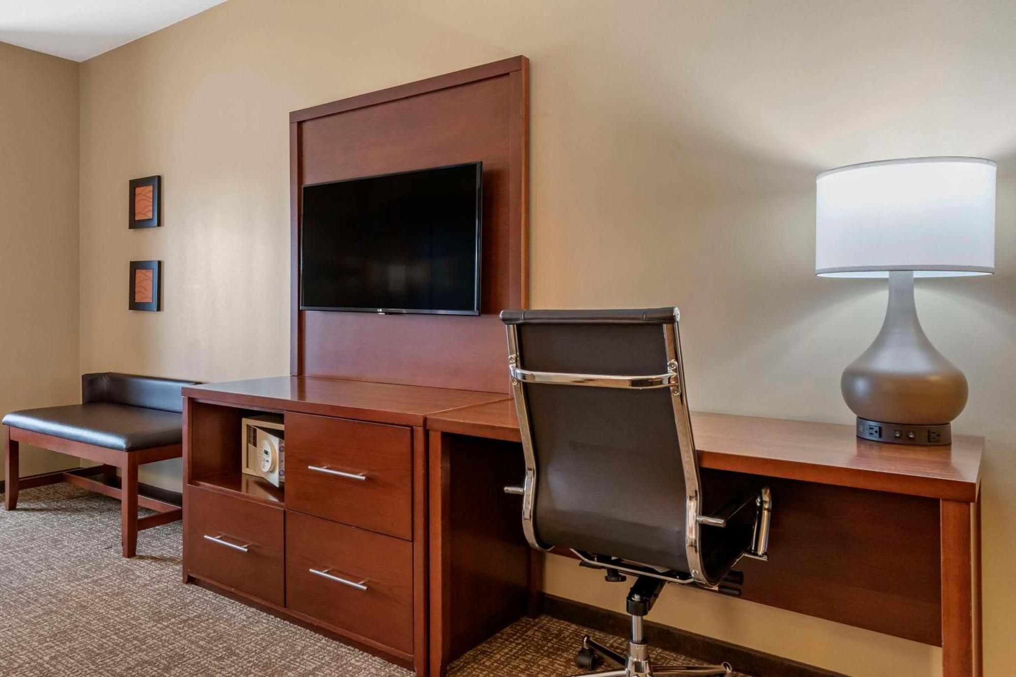 Comfort Suites Manheim - Lancaster Экстерьер фото